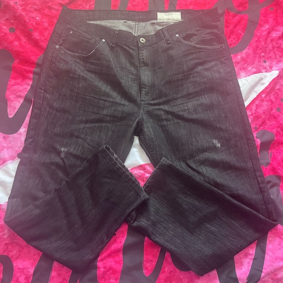 Jeans - Picture 2 of 2